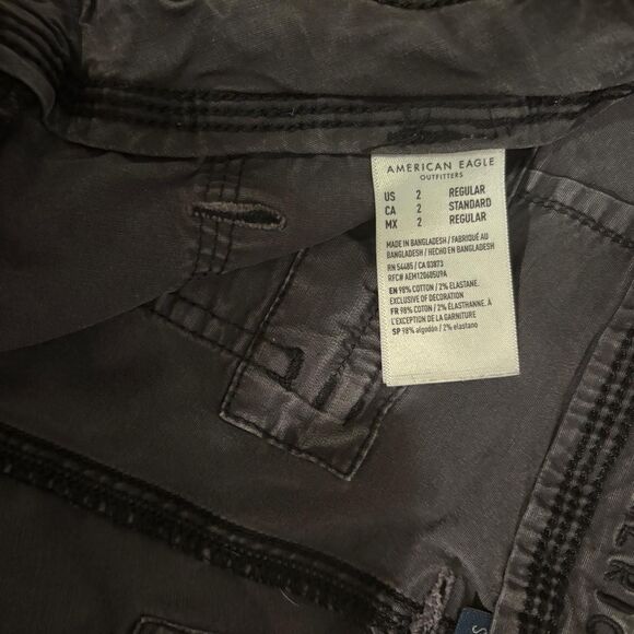 American Eagle Outfitters Women's Grey Cargo Pants Size 2 - Picture 6 of 6